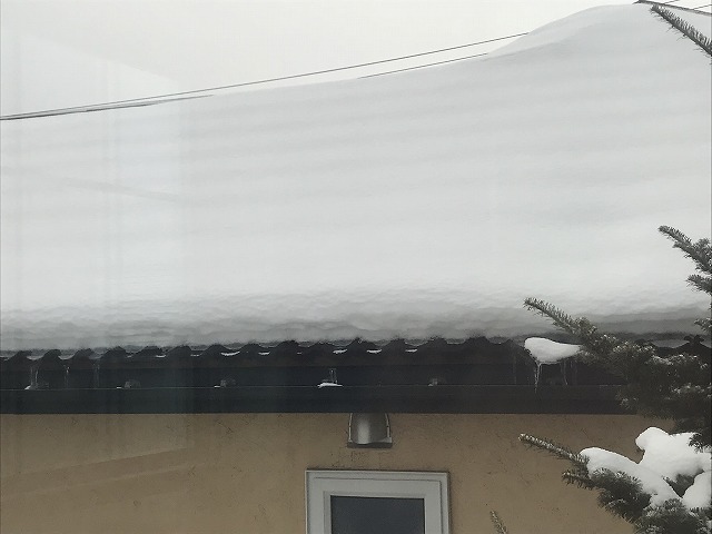 冬期間雪止め　屋根材
